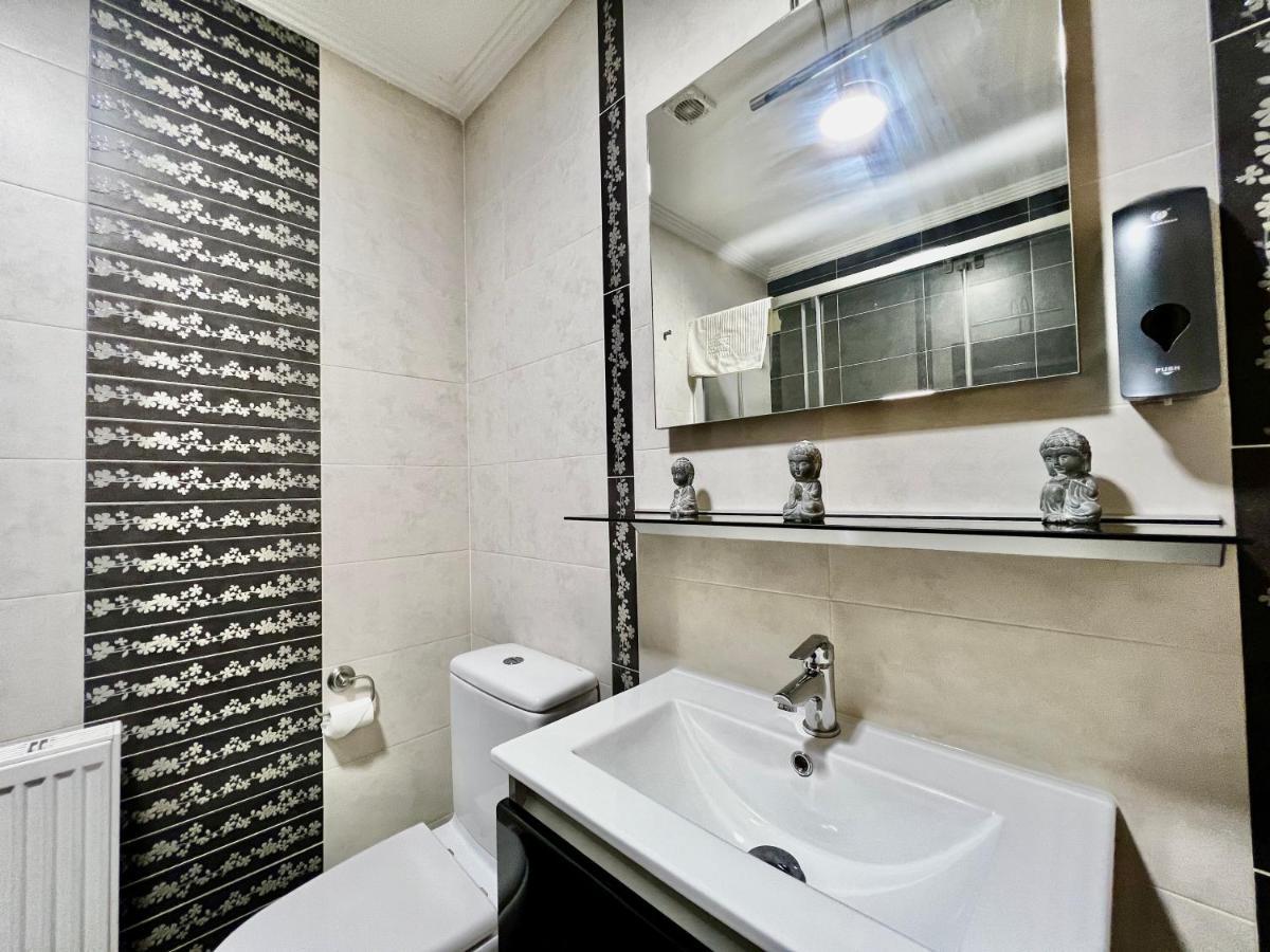 Giralda 2 Apartman Ponteareas Kültér fotó